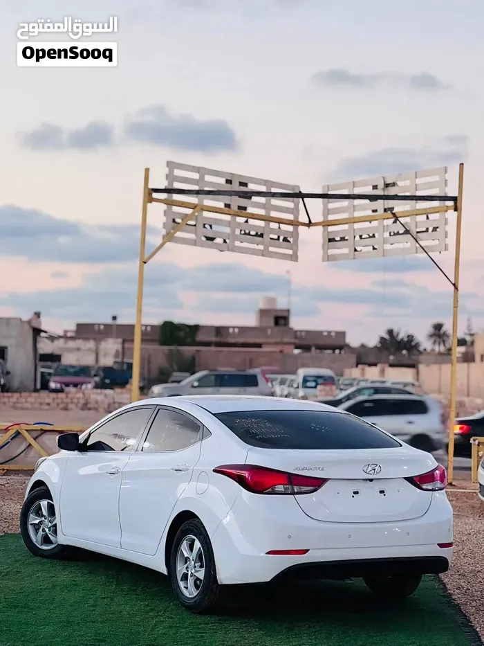 Hyundai Avante 2014 photo 2