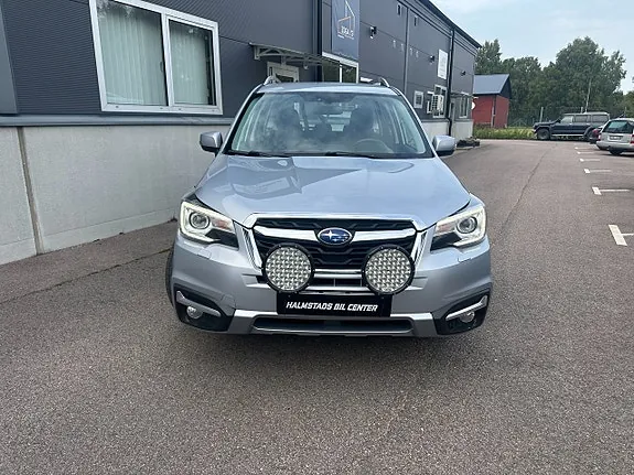 Subaru Forester 2016 photo 2