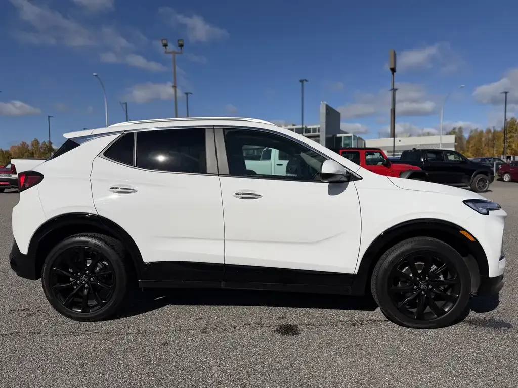 Buick Encore Gx 2024 photo 2