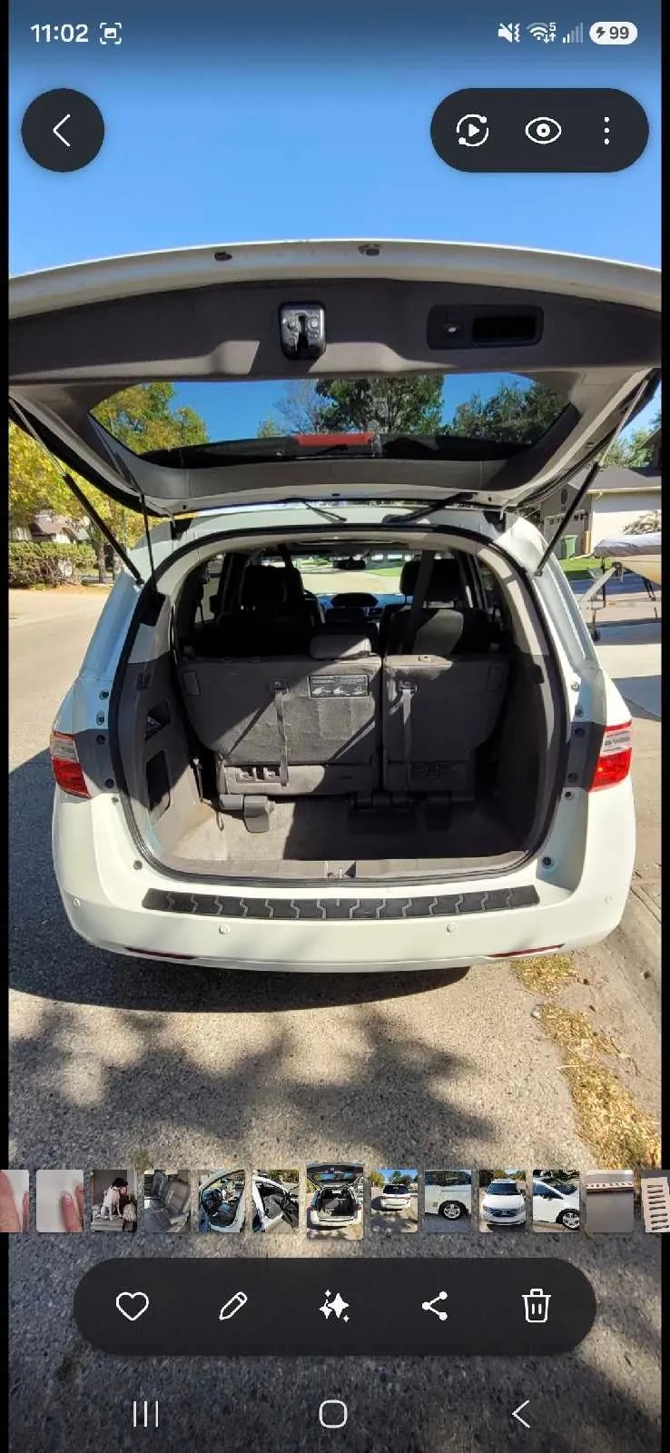 Honda Odyssey 2012 photo 4