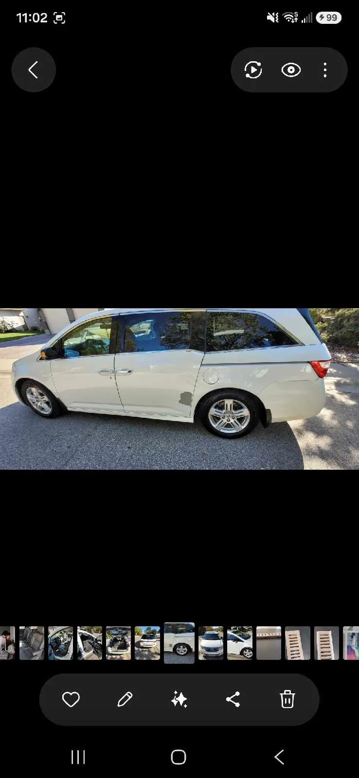 Honda Odyssey 2012 photo 3
