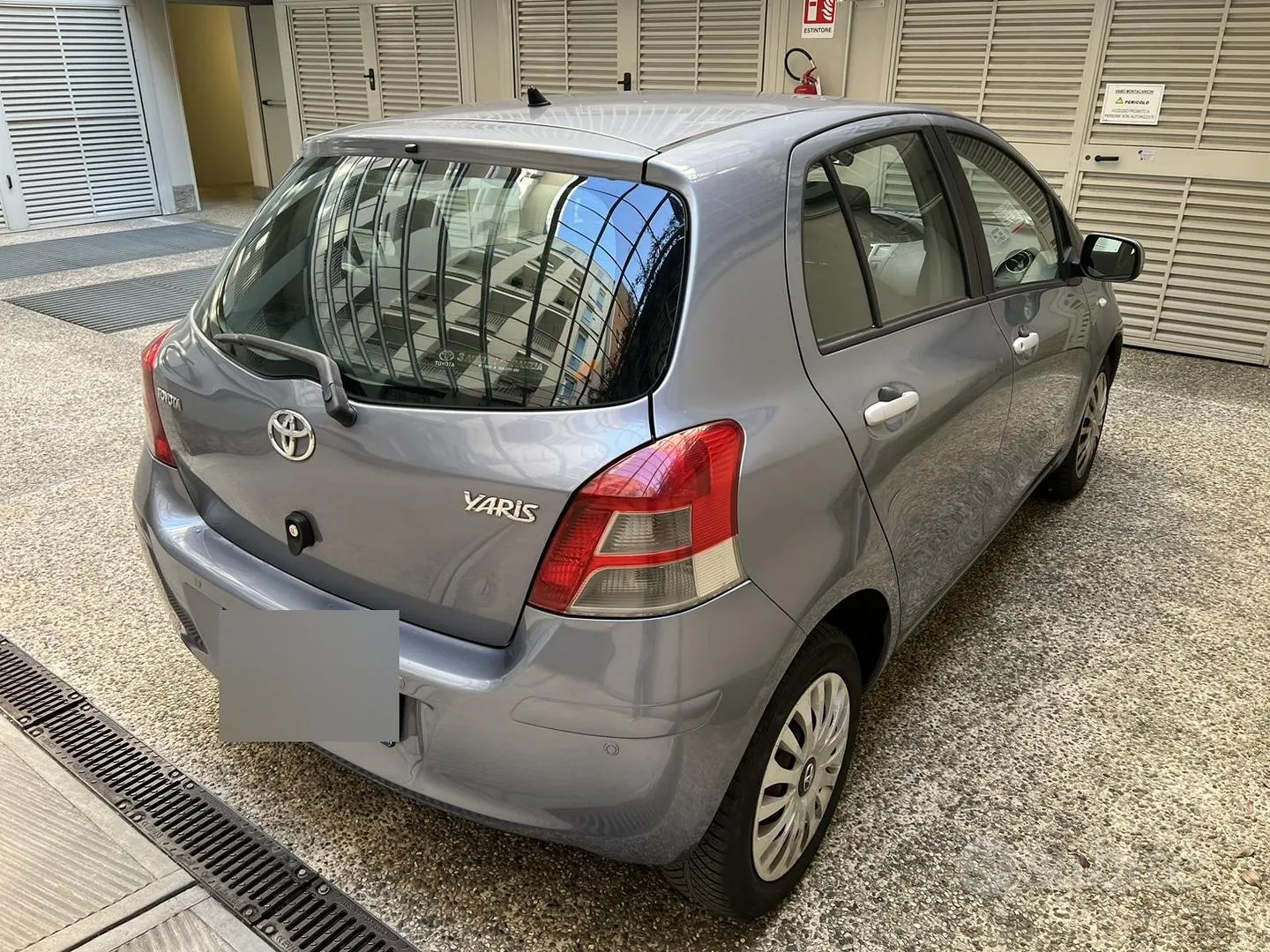 Toyota Yaris 2010 photo 4
