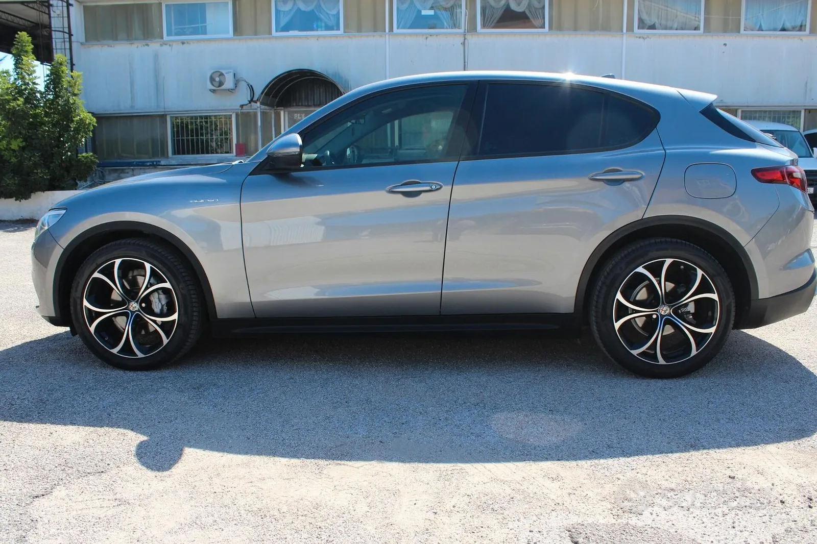 Alfa Romeo Stelvio 2020 photo 4
