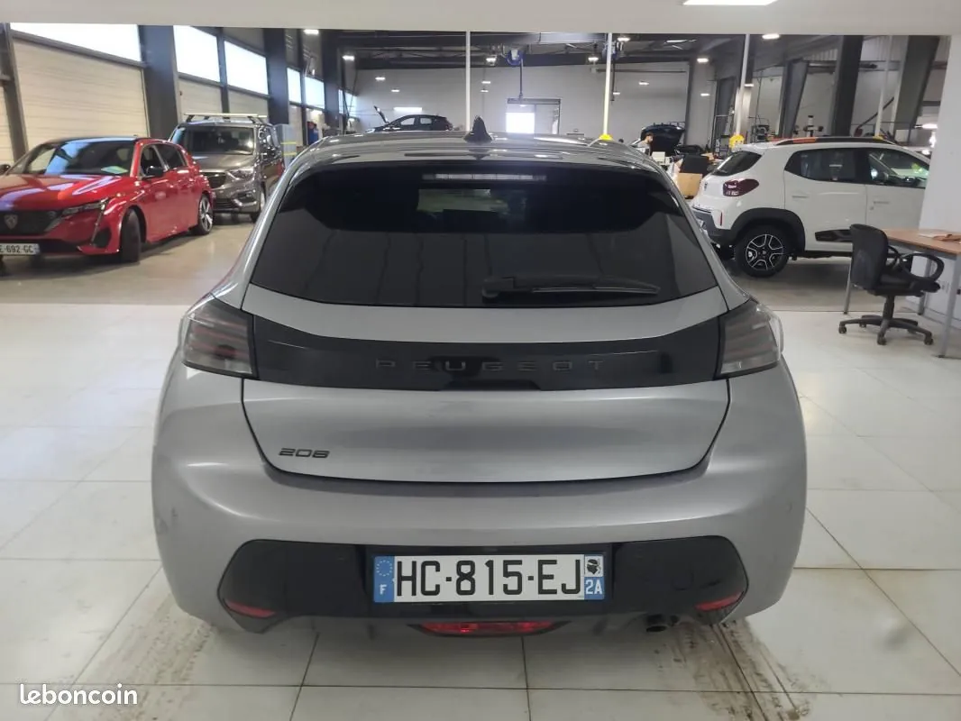Peugeot 208 2025 photo 5
