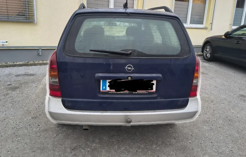 Opel Astra 2000 photo 2