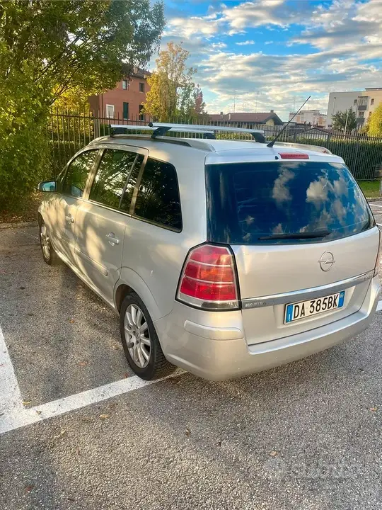 Opel Zafira 2006 photo 5