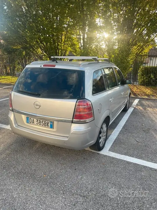 Opel Zafira 2006 photo 4