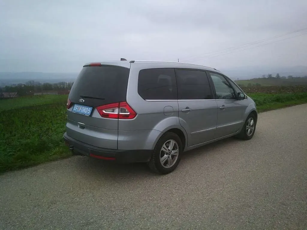 Ford Galaxy 2014 photo 3