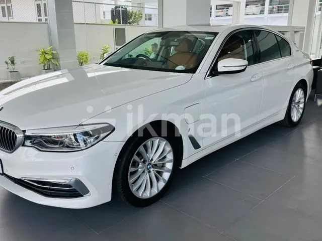 BMW 530E