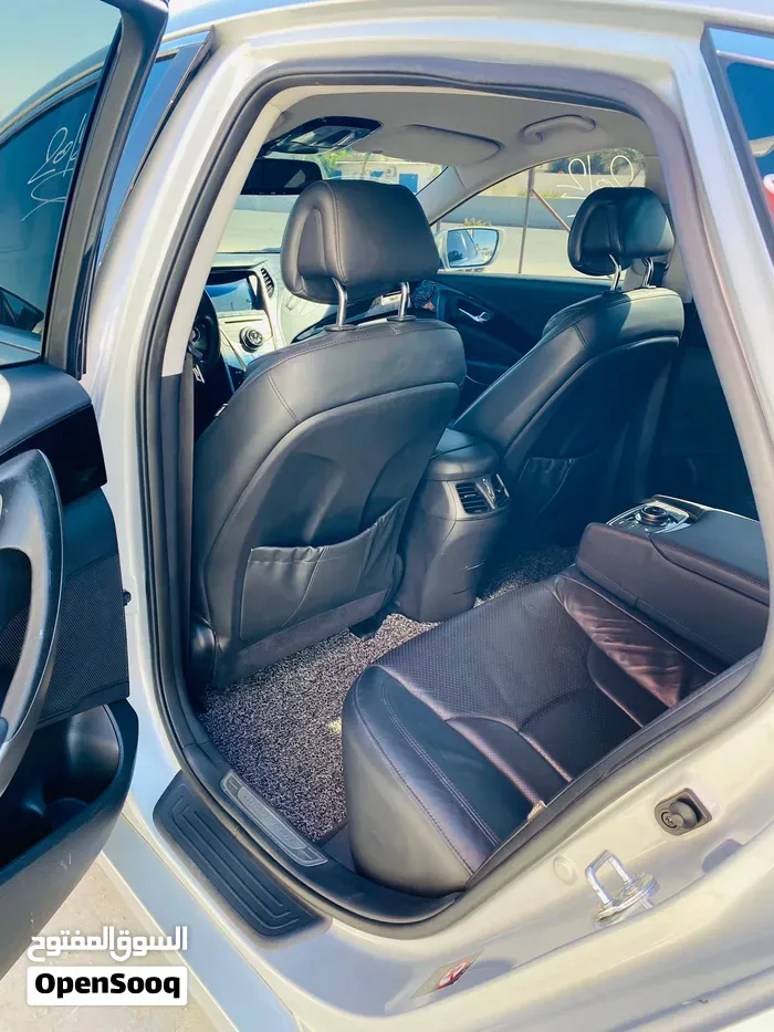 Hyundai Grandeur 2012 photo 4