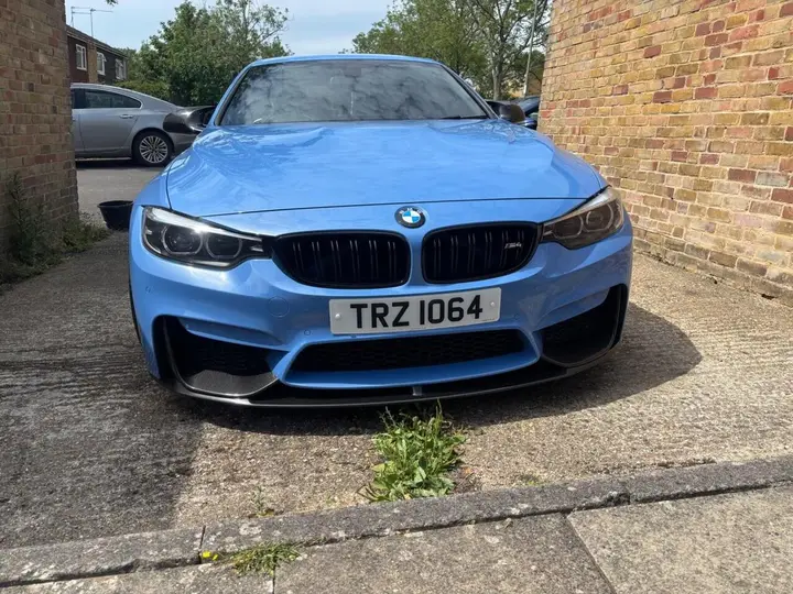 BMW M4 2018 photo 2