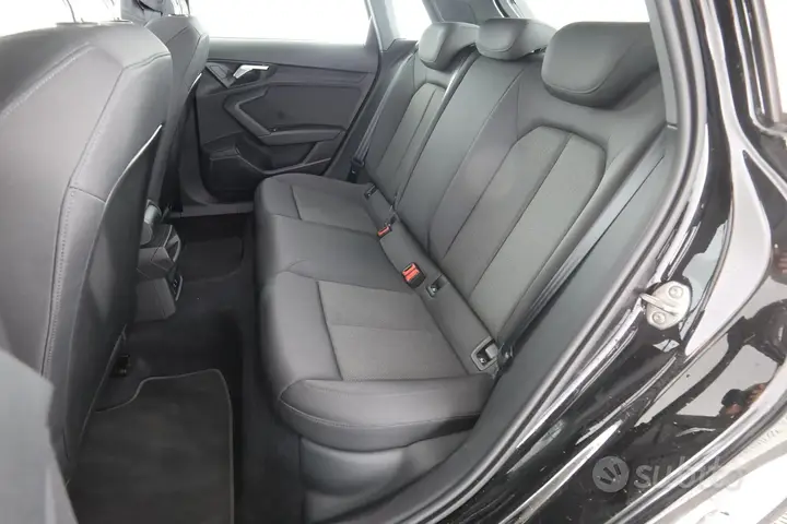 Audi A3 2024 photo 3