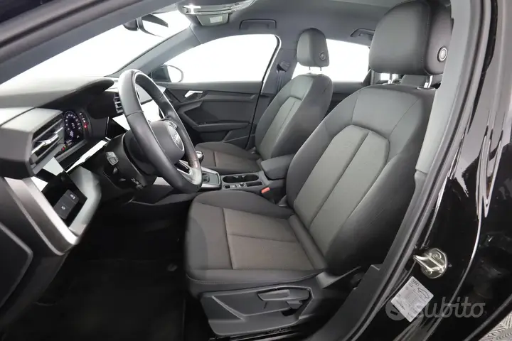 Audi A3 2024 photo 2