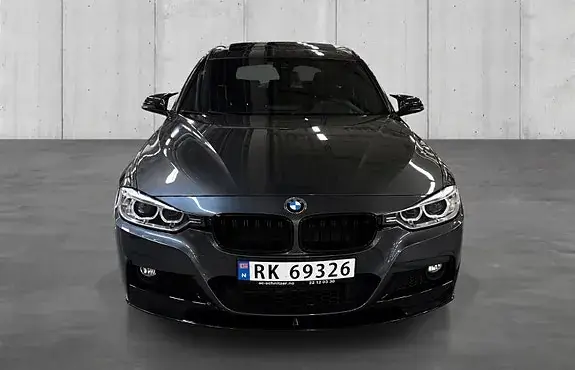 BMW 320D 2012 photo 2