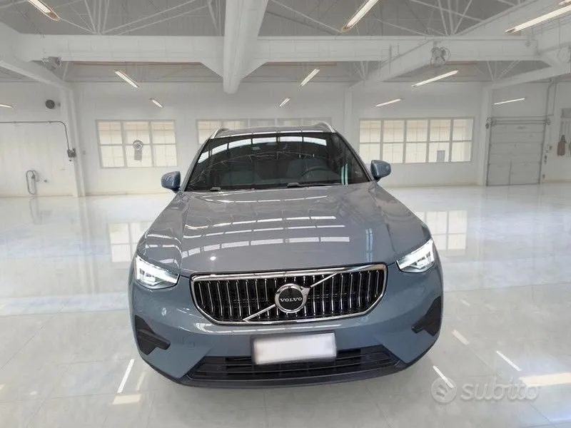 Volvo Xc40 2022 photo 2