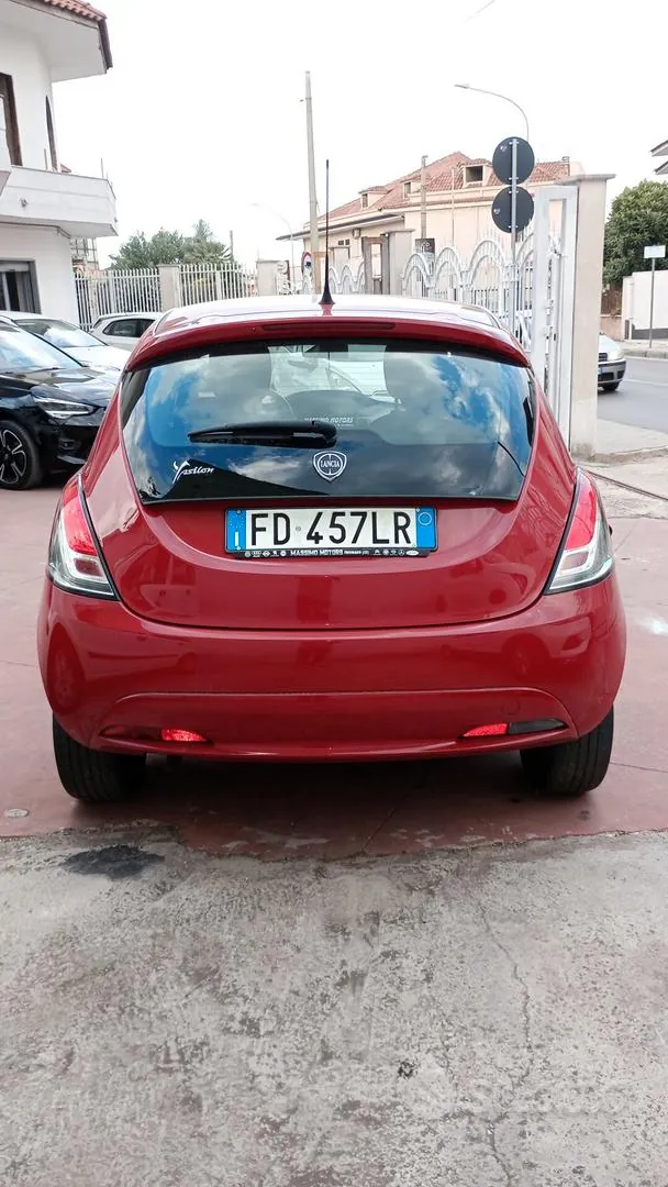 Lancia Ypsilon 2016 photo 4
