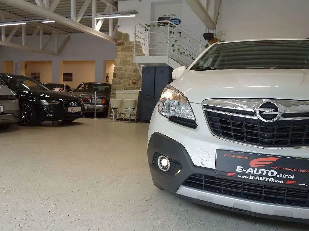 Opel Mokka 2013 photo 2