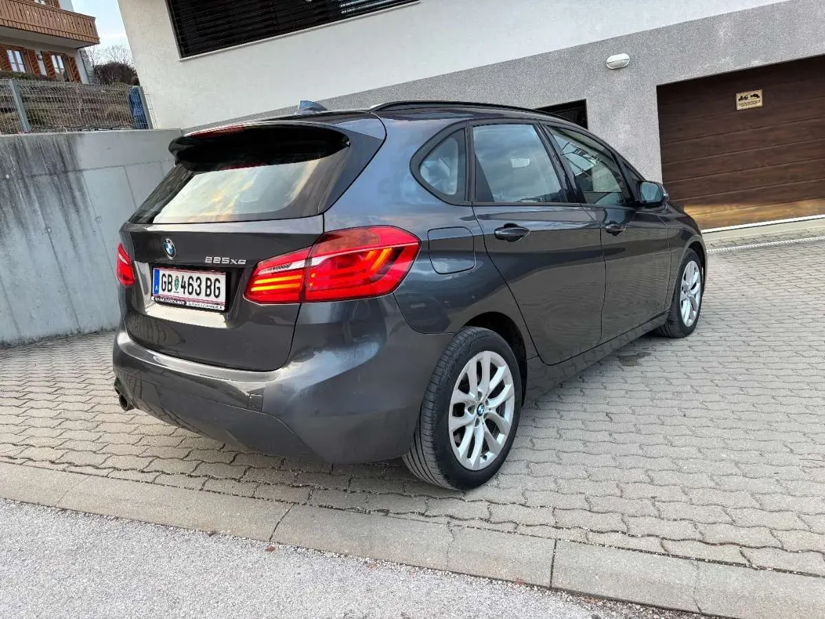 BMW 2 Series 2019 photo 3