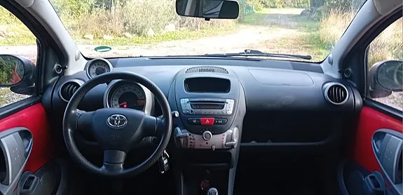 Toyota Aygo 2010 photo 4