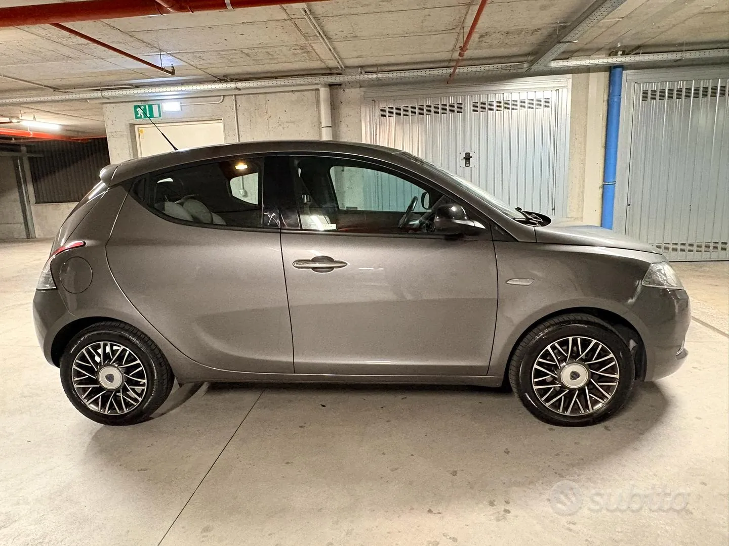 Lancia Ypsilon 2016 photo 2