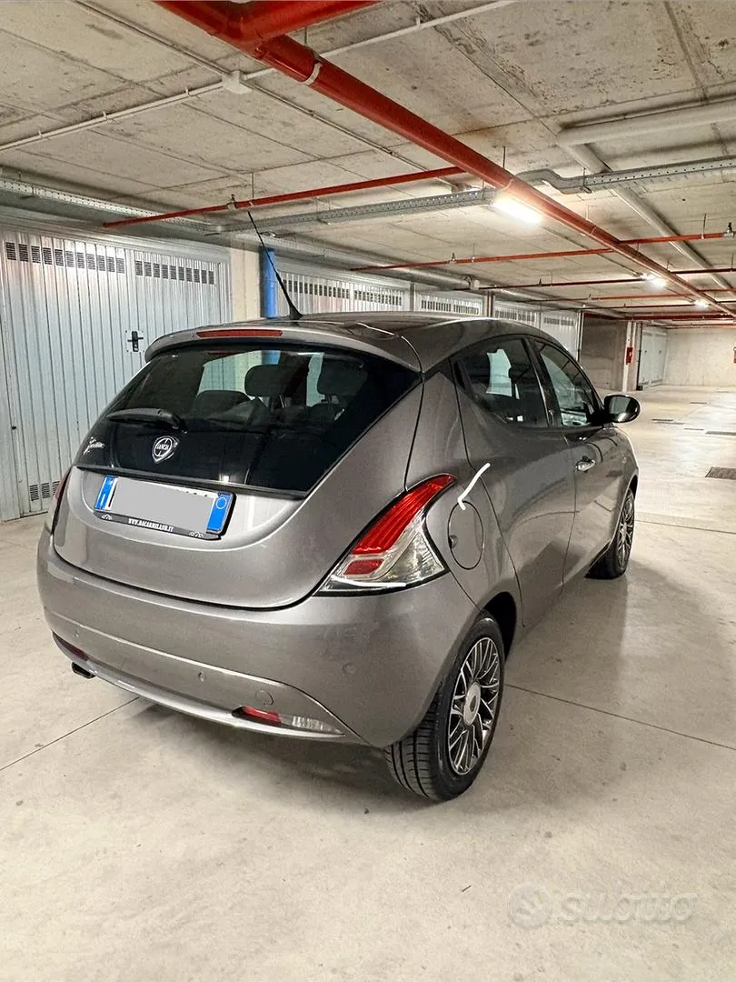 Lancia Ypsilon 2016 photo 3