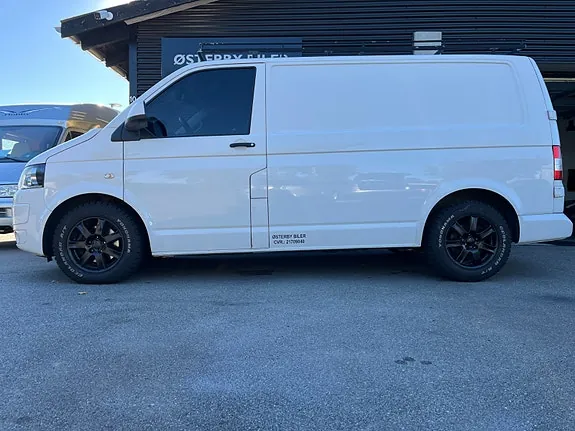 Volkswagen Transporter 2013 photo 2