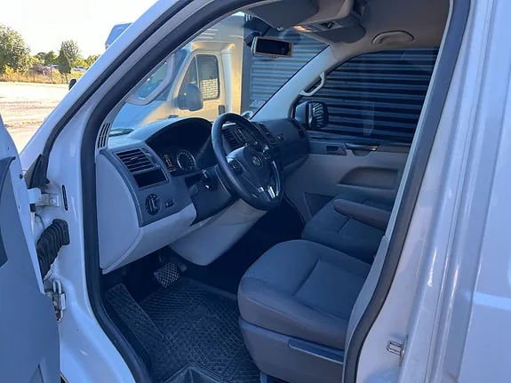 Volkswagen Transporter 2013 photo 4