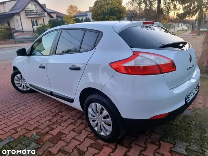 Renault Megane 2013 photo 4
