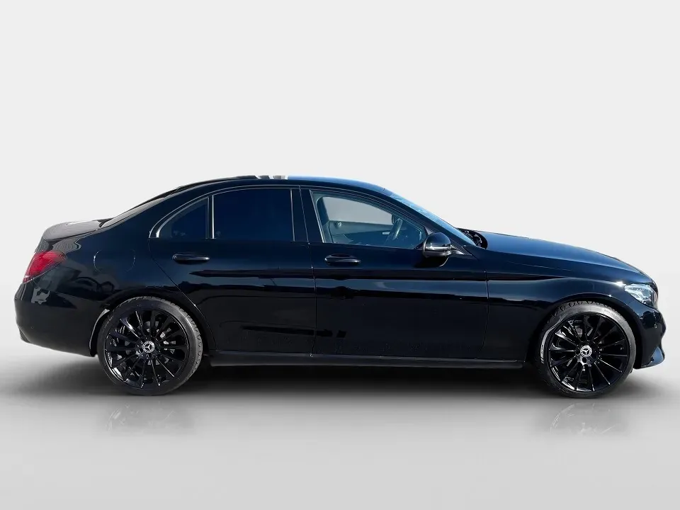 Mercedes-Benz C-Class 2019 photo 3
