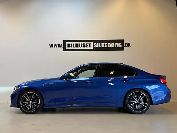 BMW 330I 2019 photo 5