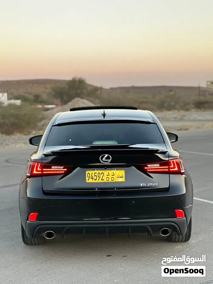 Lexus Is 250 2014 photo 3