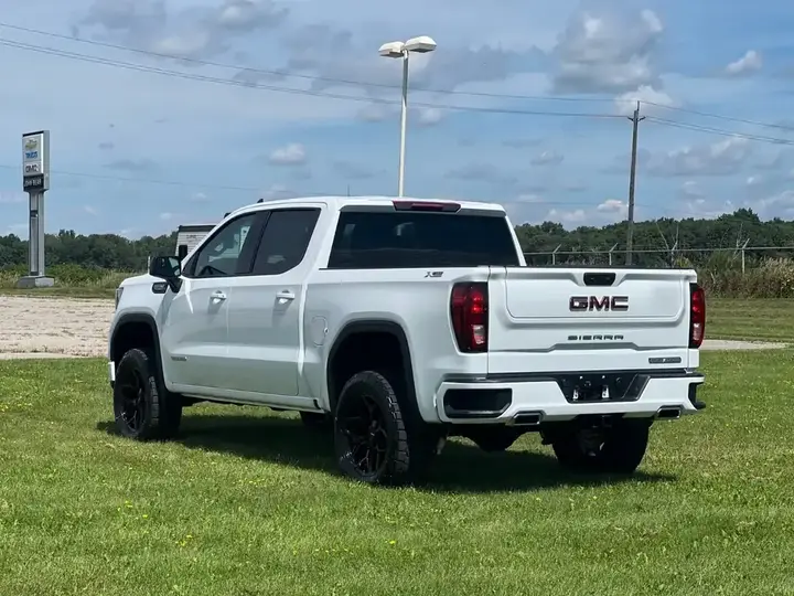 GMC Sierra 1500 2026 photo 5