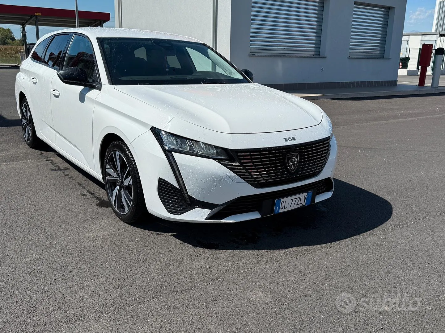 Peugeot 308 2022 photo 2