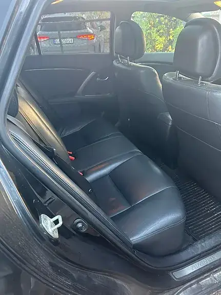 Toyota Avensis 2012 photo 5
