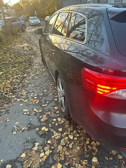 Toyota Avensis 2012 photo 2