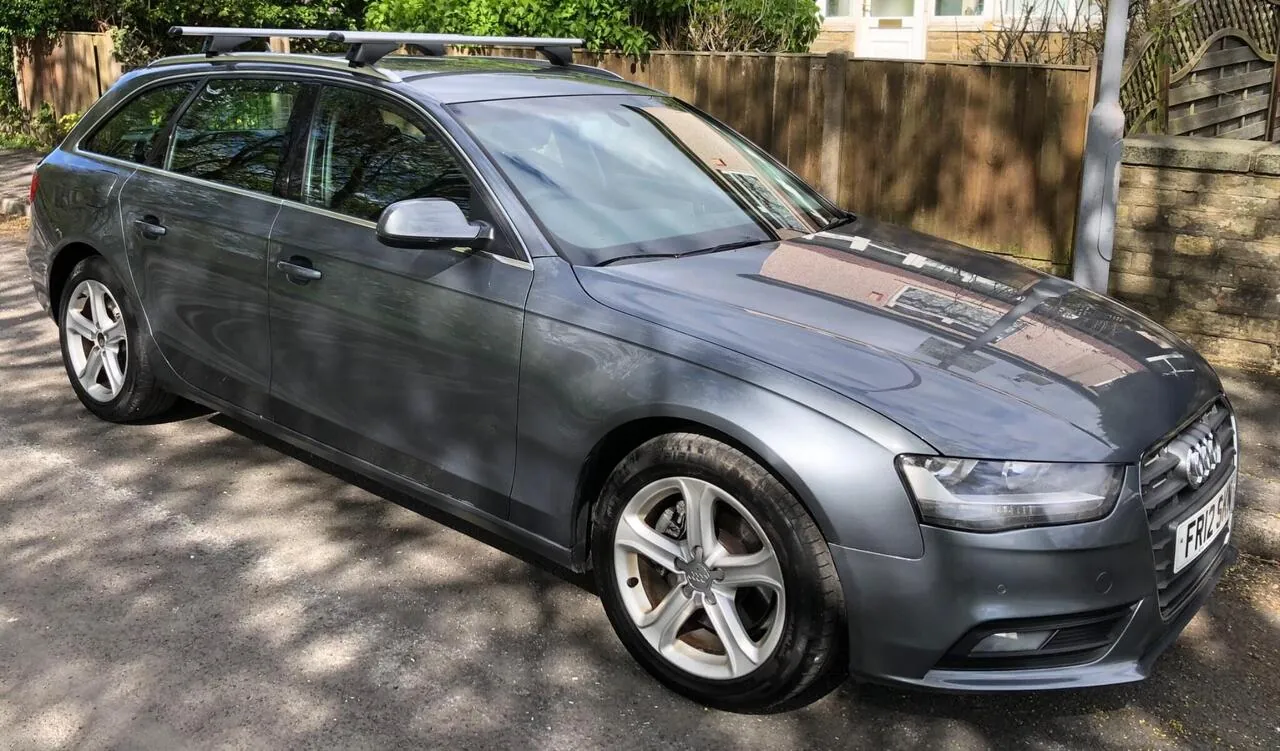 Audi A4 Avant 2012 photo 3