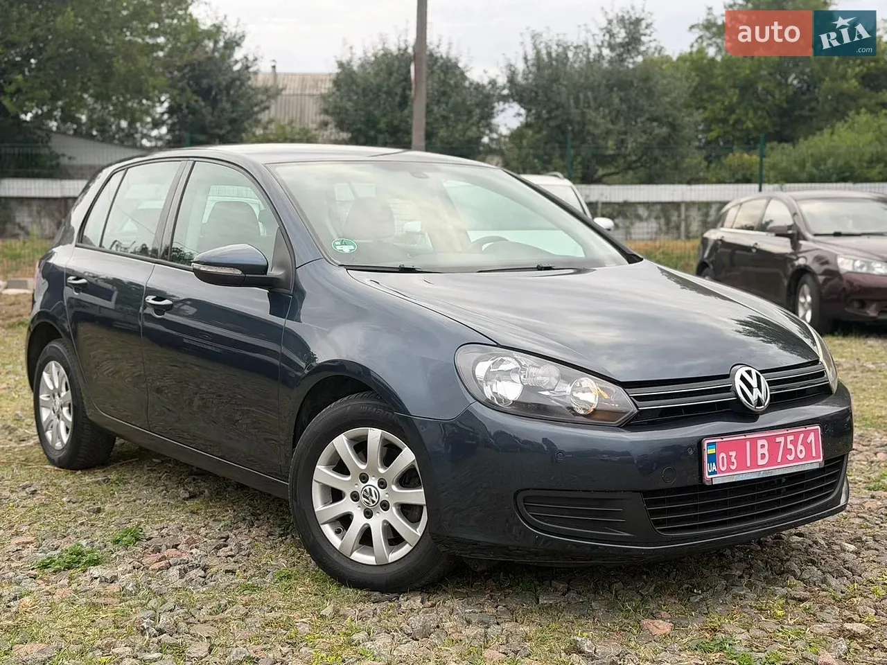 Volkswagen Golf 2010 photo 2