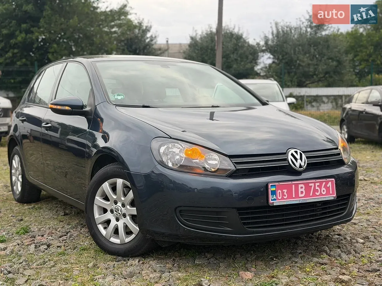 Volkswagen Golf 2010 photo 3