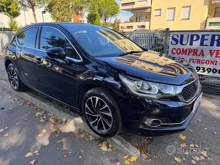 DS Automobiles Ds 4