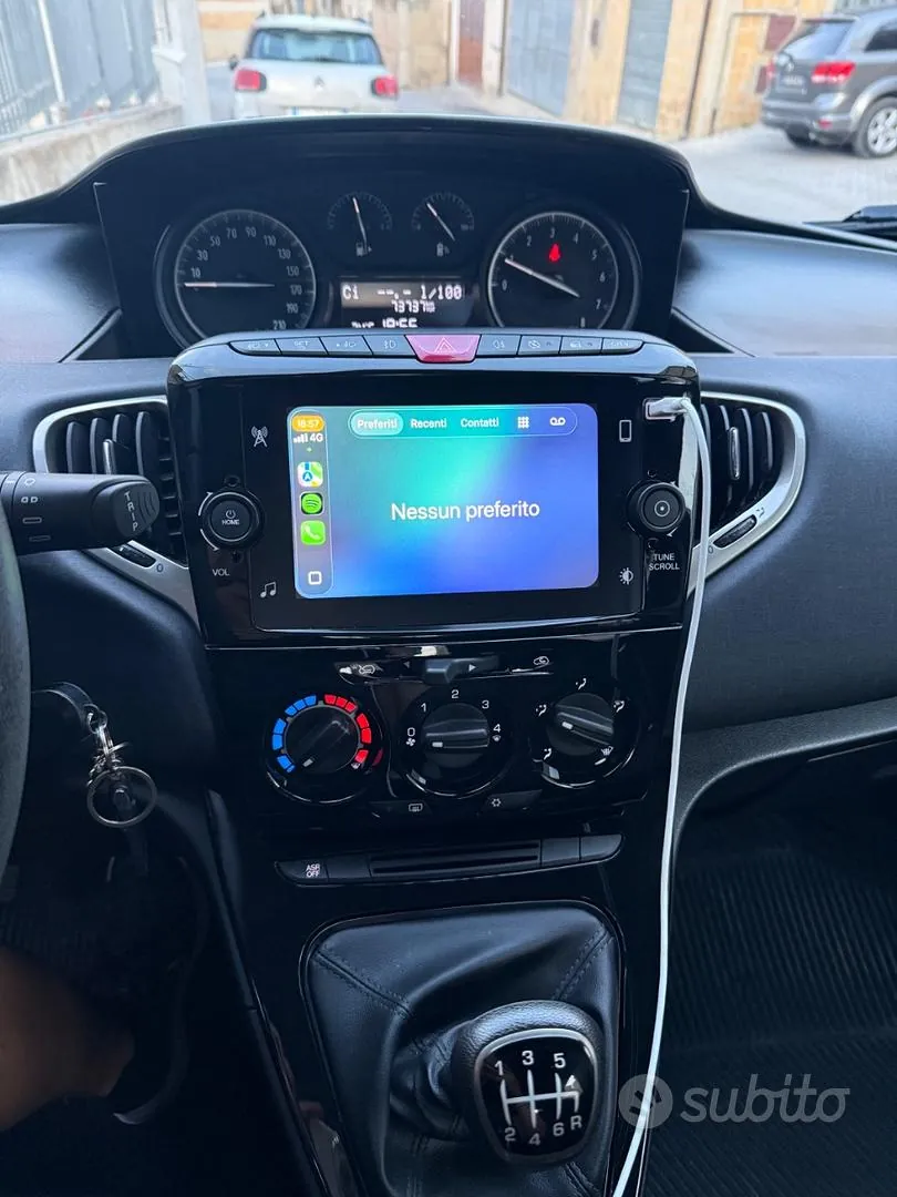 Lancia Ypsilon 2021 photo 5