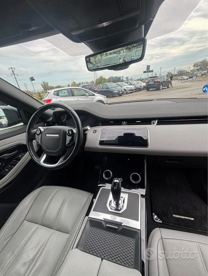 Land Rover Evoque 2020 photo 5