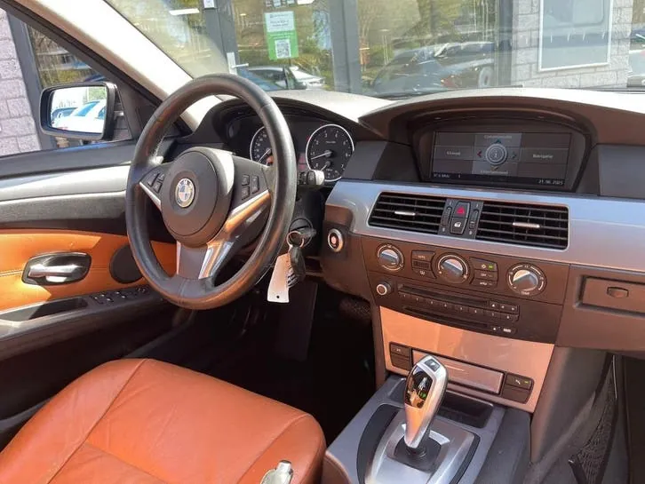 BMW 5 Series 2007 photo 2
