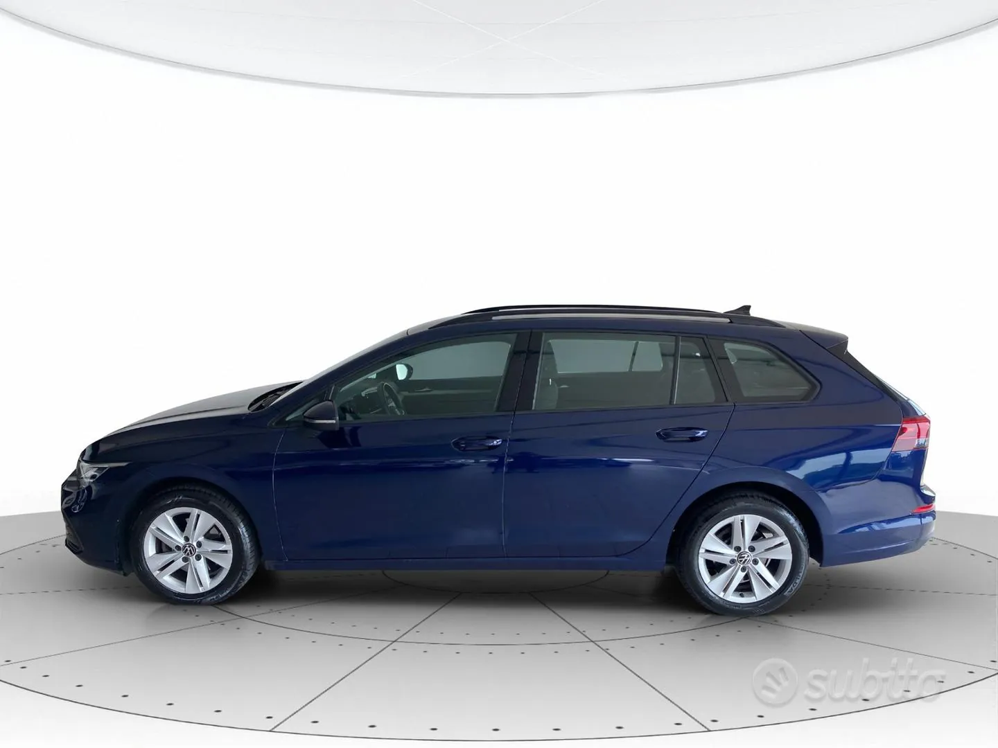 Volkswagen Golf Variant 2023 photo 2