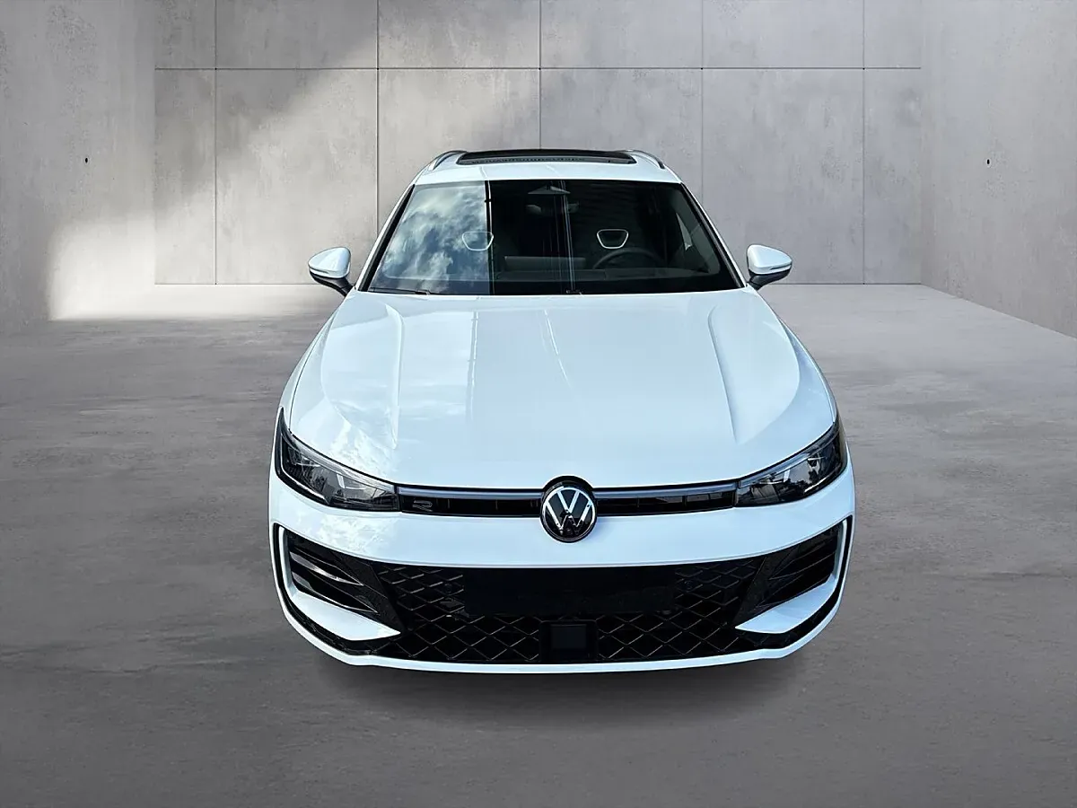 Volkswagen Passat 2026 photo 2
