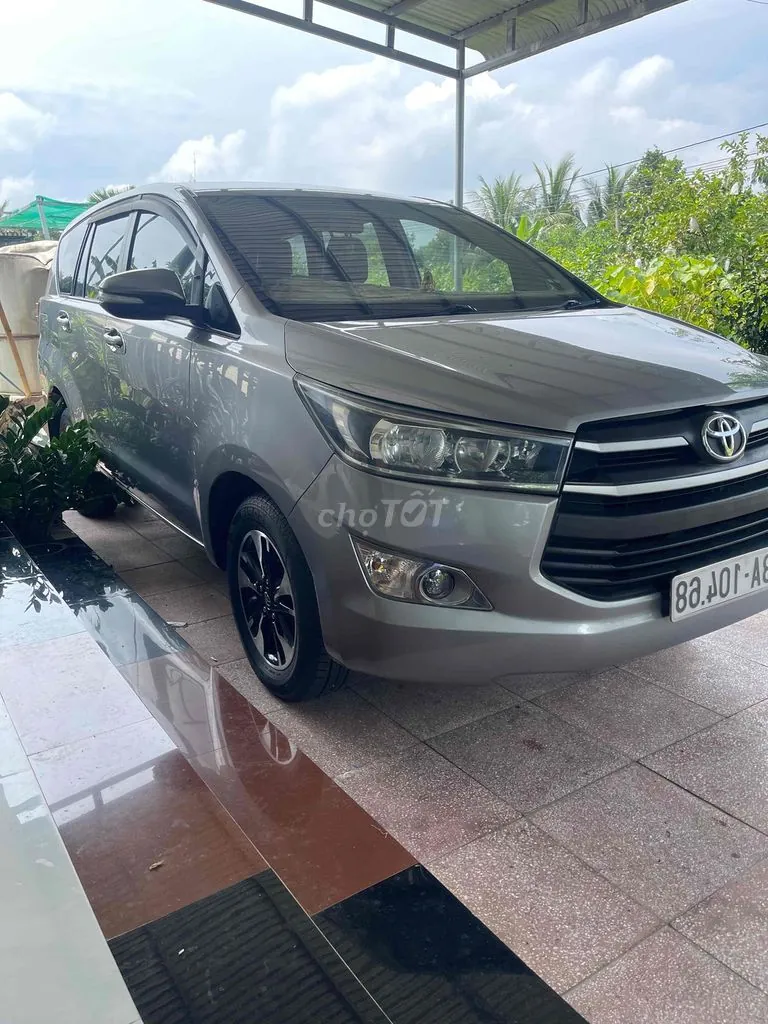 Toyota Innova 2017 photo 2