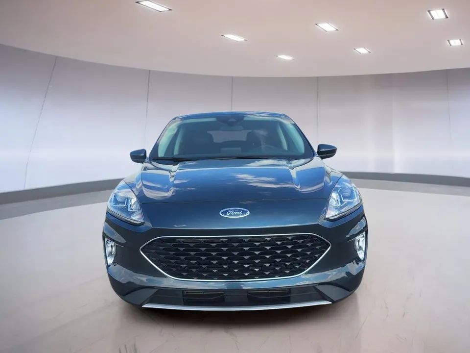 Ford Escape 2022 photo 2