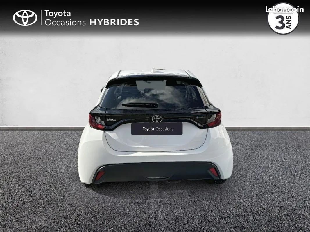 Toyota Yaris 2024 photo 4