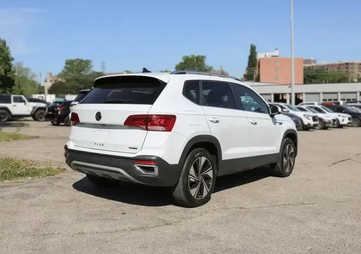 Volkswagen Taos 2024 photo 5
