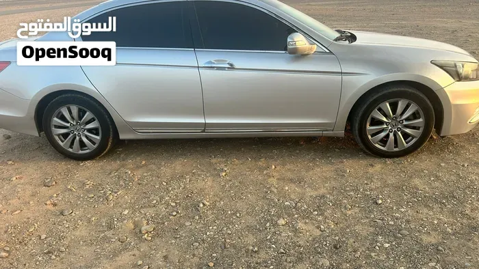 Honda Accord 2012 photo 2