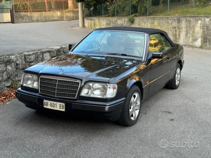 Mercedes-Benz E 200 Cabrio
